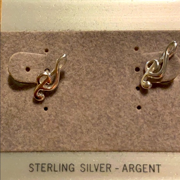 Sterling silver Treble Clef Stud Earrings - Picture 1 of 2